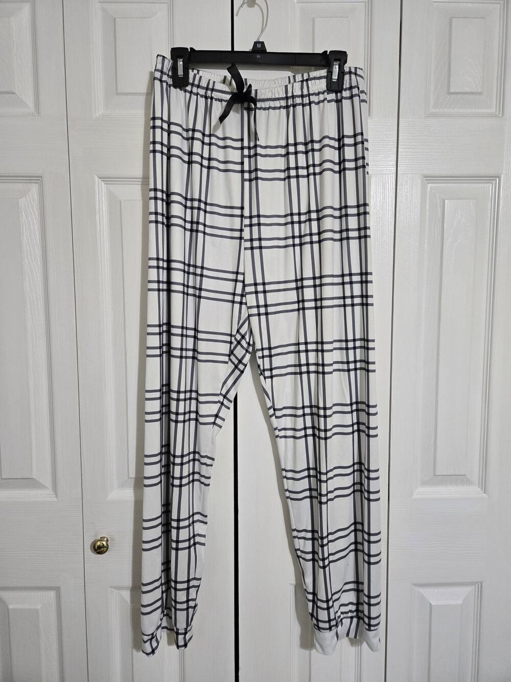 Unknown brand xxl women's gray and white plaid pajama pants